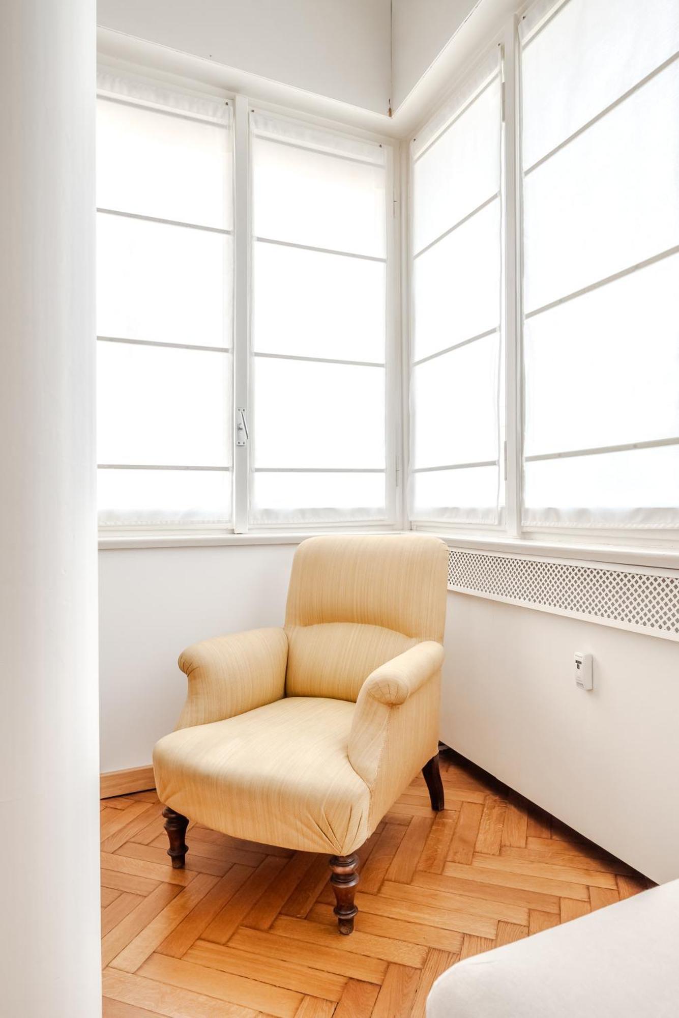 Ceradini With Balcony R&r Apartment Mailand