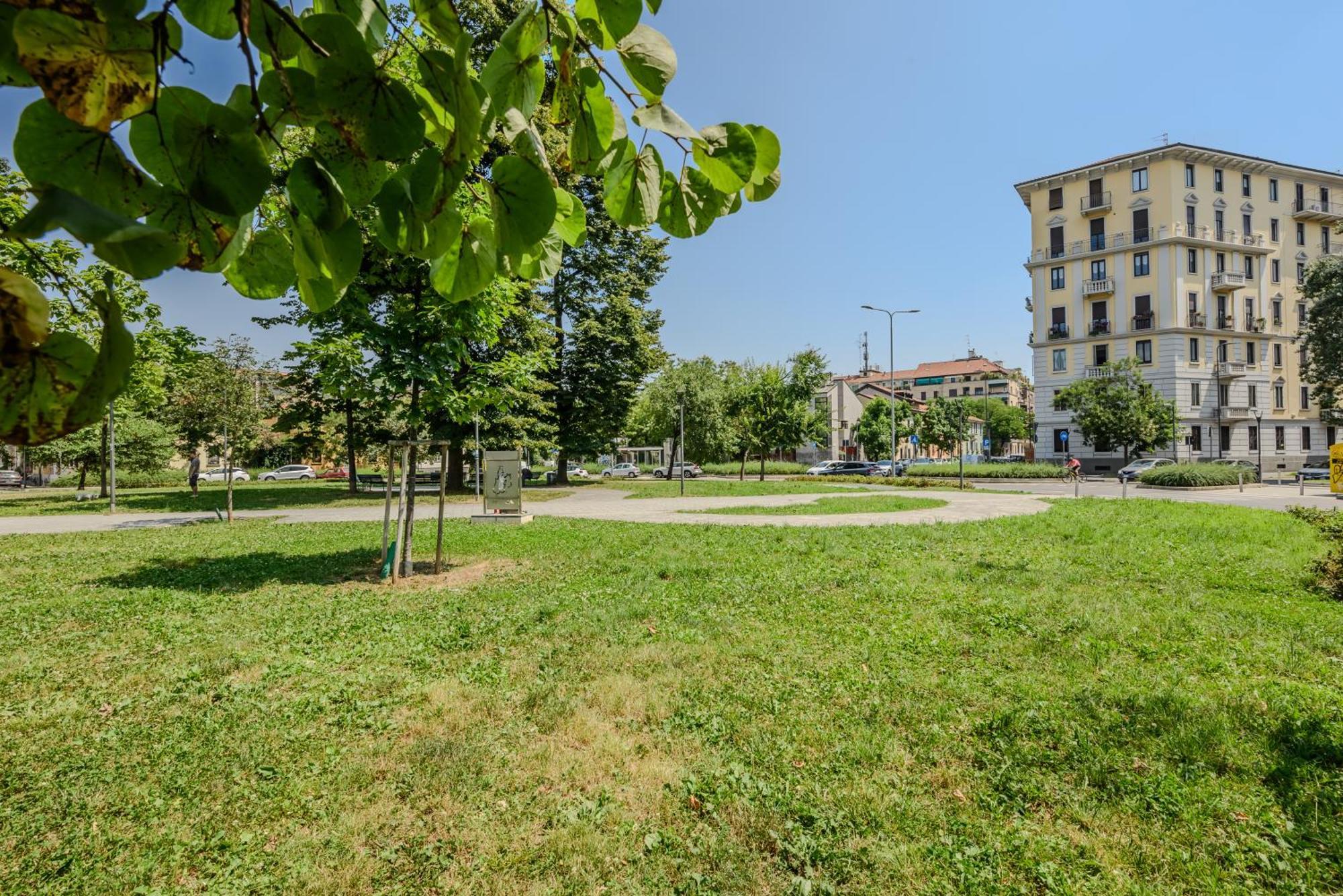 Ceradini With Balcony R&r Mailand